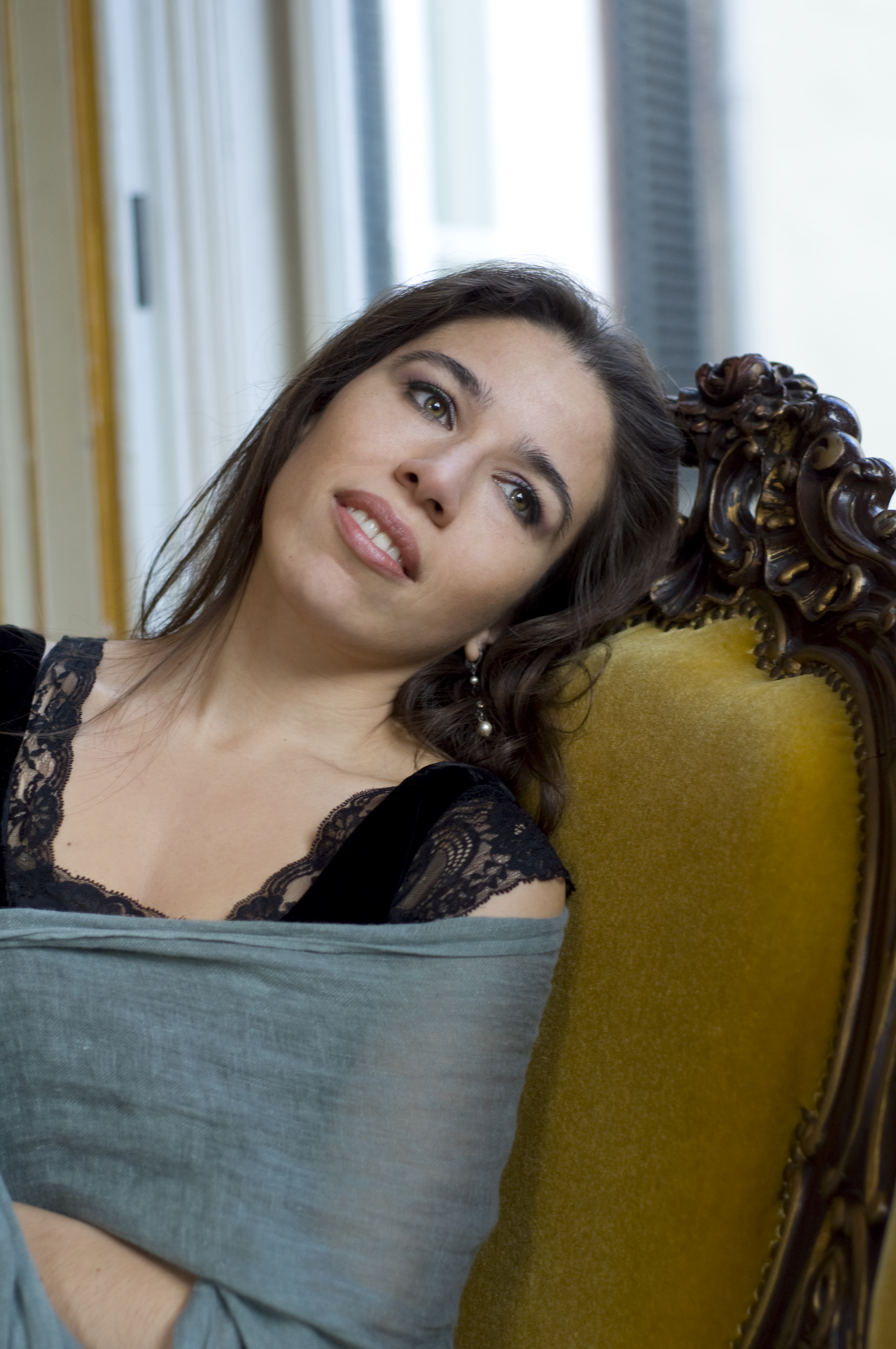 LUCIANA MANCINI (LA MESSAGIERA)